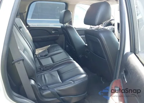 2011 Chevrolet Tahoe Lt z USA, uszkodzony, nr VIN 1GNSKBE02BR319297